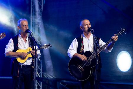 zaključek Poletnega utripa Postojna _ klapa More (7)